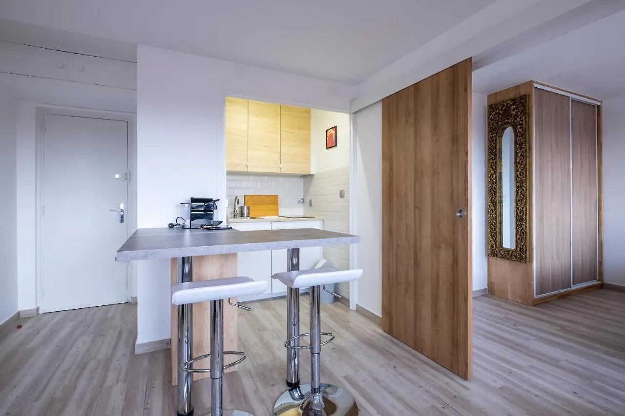 Apartment Honore Suite Saint Antoine Lyon